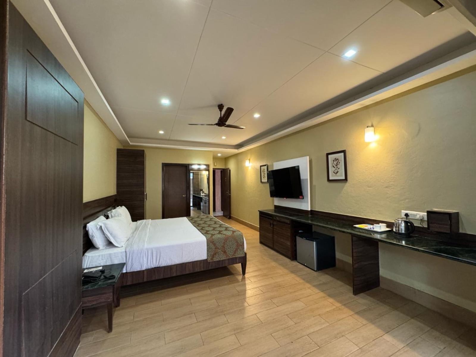 Upper Deck Resort - Stay And Relax At The Highest Peak Lonavala Exteriér fotografie