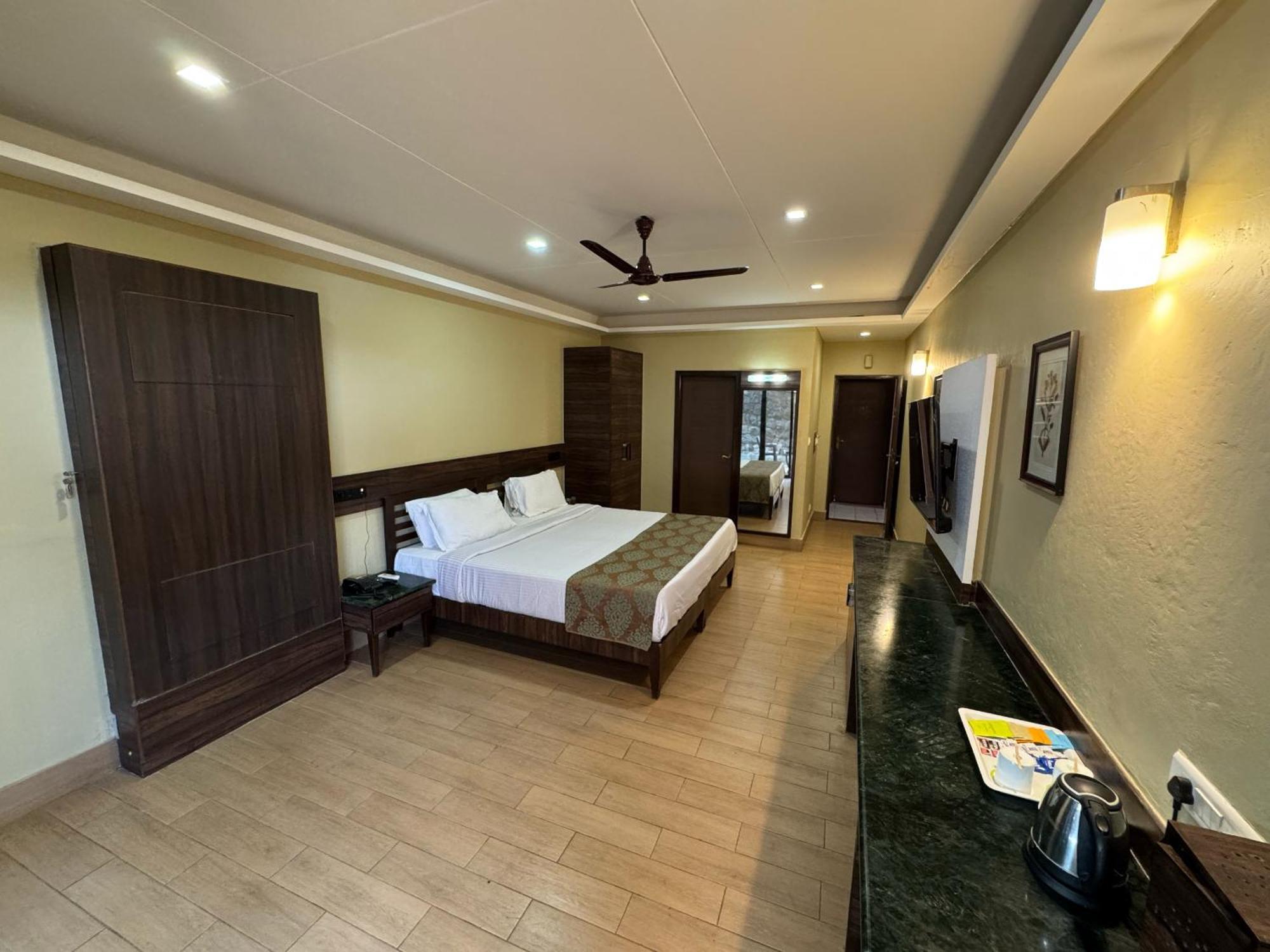 Upper Deck Resort - Stay And Relax At The Highest Peak Lonavala Exteriér fotografie