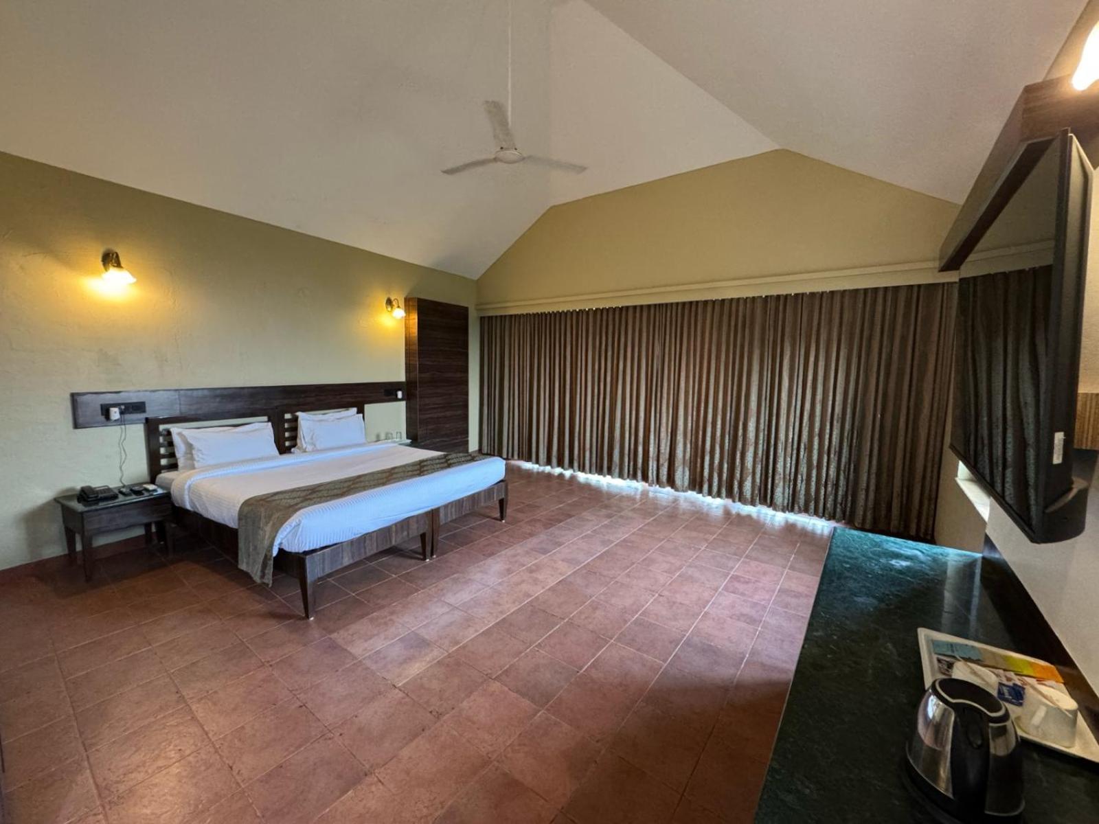 Upper Deck Resort - Stay And Relax At The Highest Peak Lonavala Exteriér fotografie
