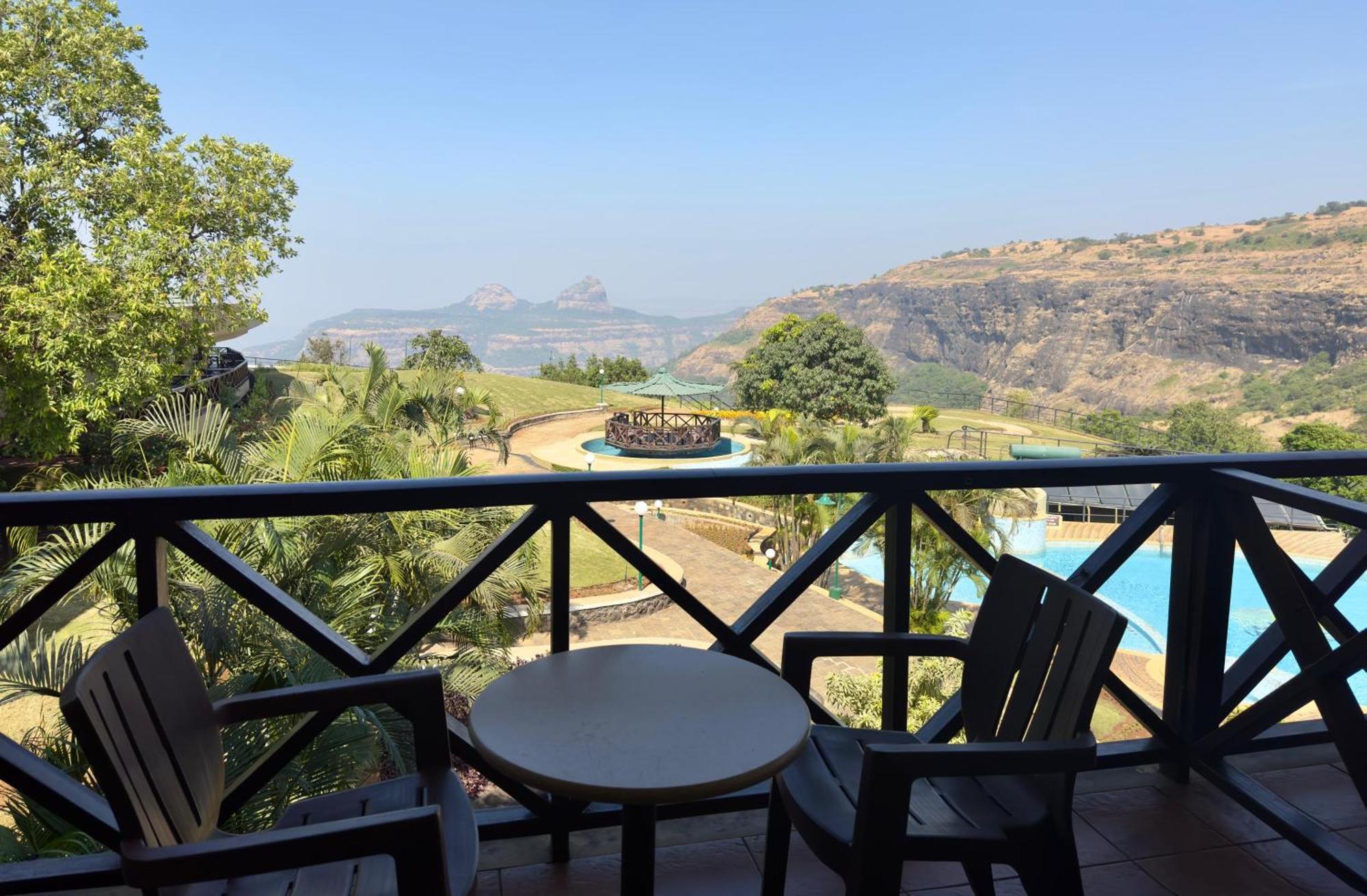 Upper Deck Resort - Stay And Relax At The Highest Peak Lonavala Exteriér fotografie