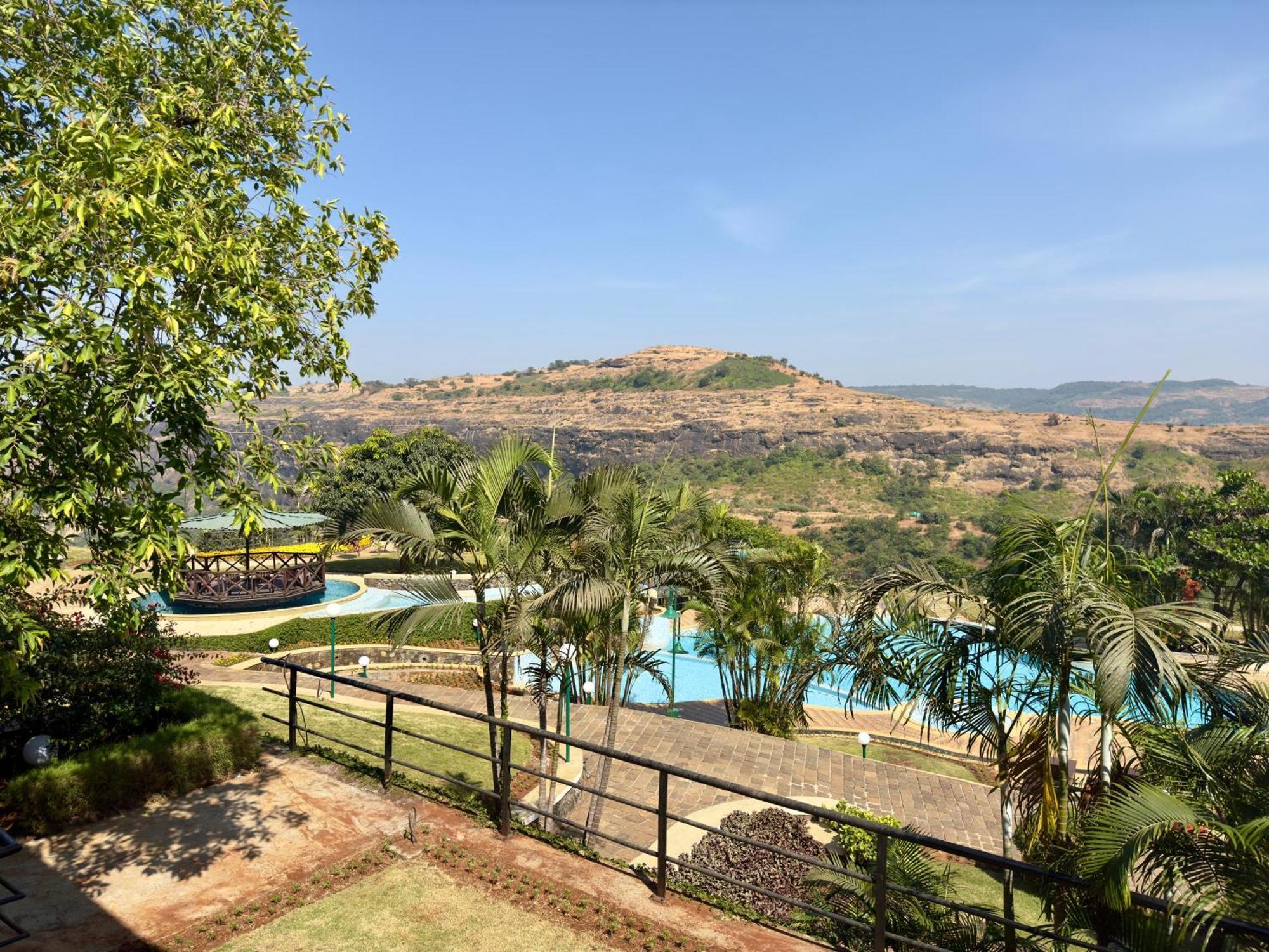 Upper Deck Resort - Stay And Relax At The Highest Peak Lonavala Exteriér fotografie
