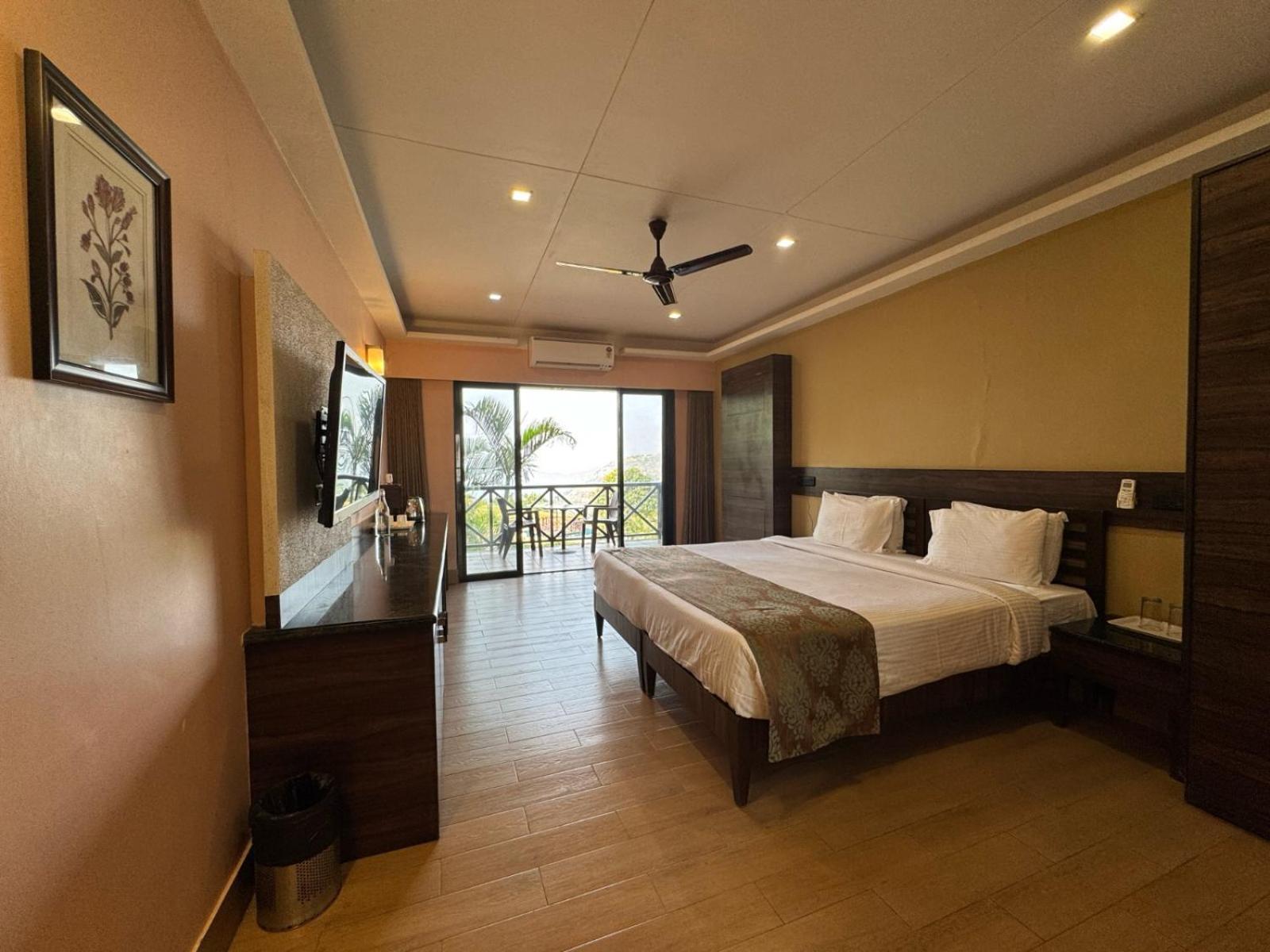 Upper Deck Resort - Stay And Relax At The Highest Peak Lonavala Exteriér fotografie