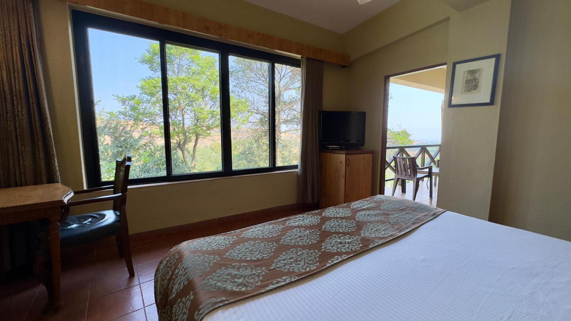 Upper Deck Resort - Stay And Relax At The Highest Peak Lonavala Exteriér fotografie