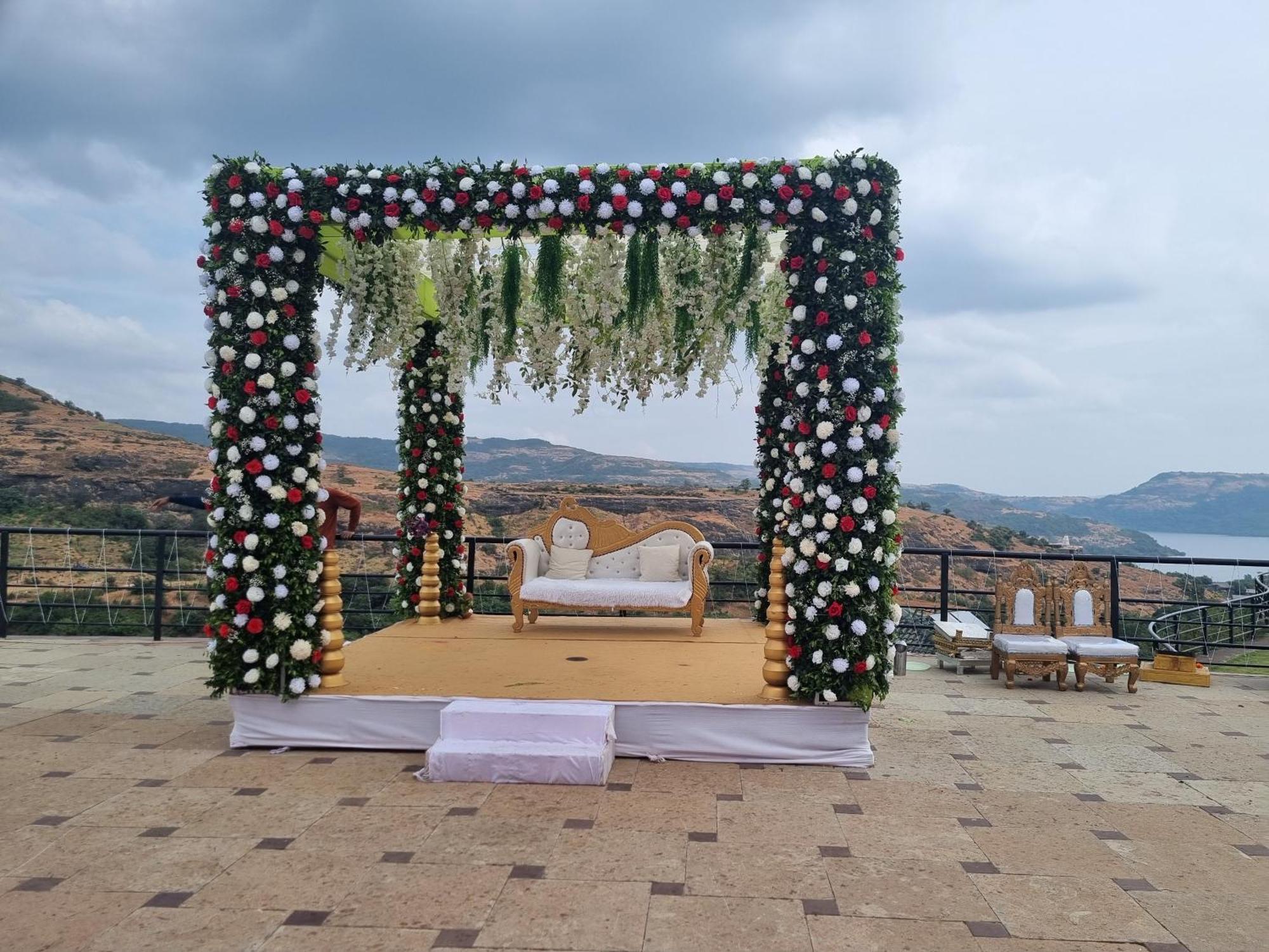 Upper Deck Resort - Stay And Relax At The Highest Peak Lonavala Exteriér fotografie